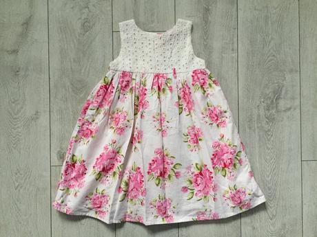 Dievčenske šaty 6-7 rokov, 122