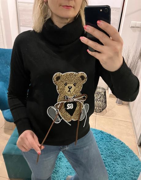 Dámsky čierny rolák s medvedíkom, l / m / xl