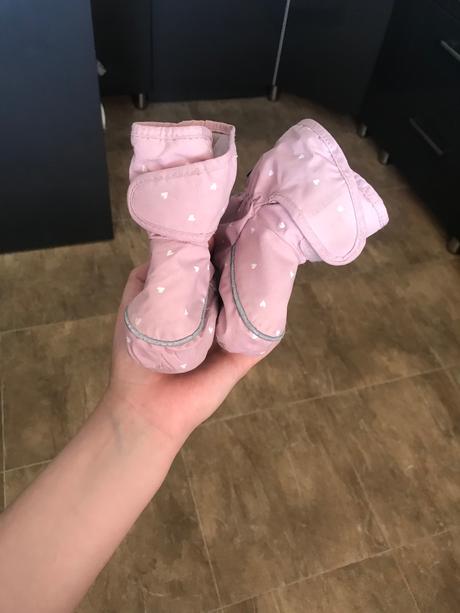 Zimné capačky 6-12m, 19