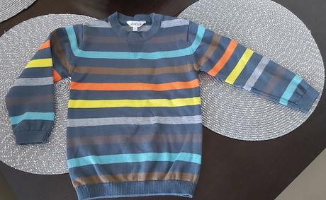 Svetrík pre chlapčeka, 104