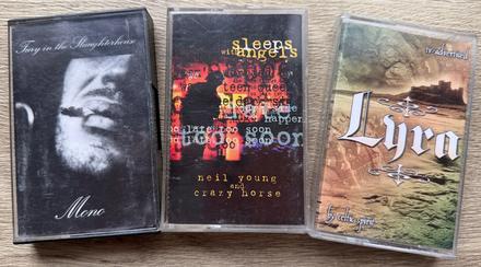 Audiokazety neil young ,crazy horse,lyra a mono, 