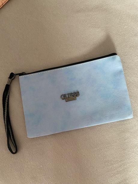 Guess kozmetické mensie tasticky, guess