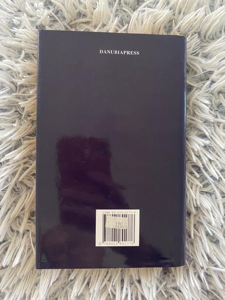 Stará retro juliette benzoniová fiora a pápež,