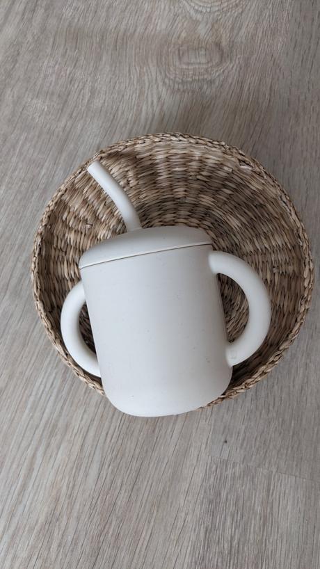 Mushie pohár so slamkou, 