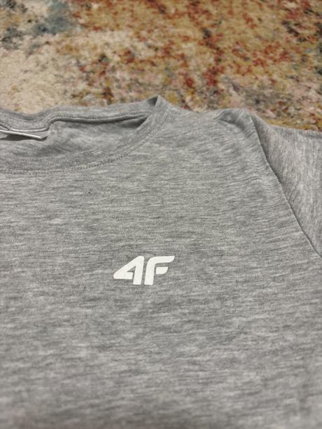 Športové tričko f4, 140