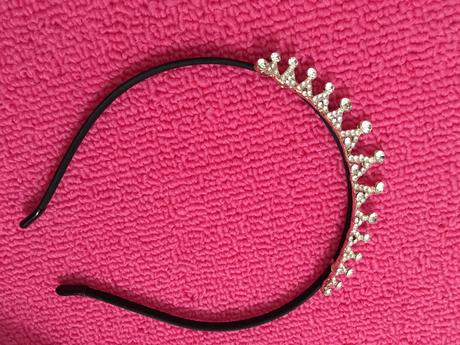 Čelenka s korunkou,