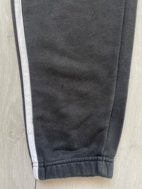 Tepláky s dierkou, adidas,s