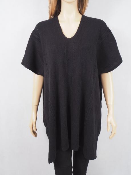 Kvalitné čierne pončo, l