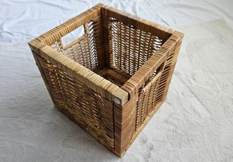 Ratanovy košík z ikea, 25x23x23 cm,