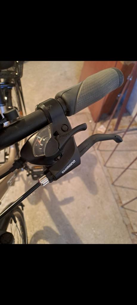 Dámsky bicykel, dema,18