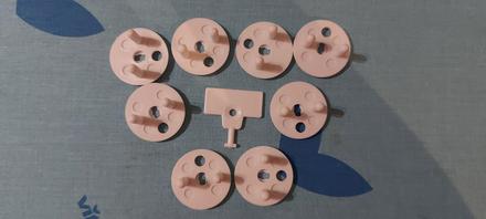 Poistky do zastrcky, 