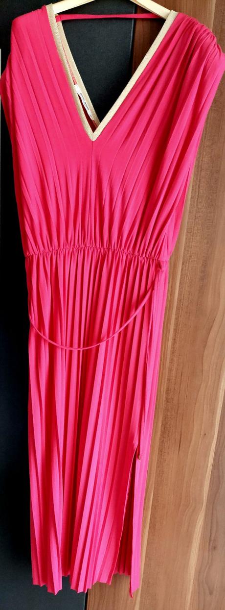 Šaty rouge evenue, m