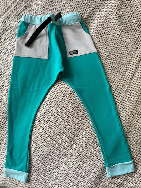 Rebel tepláky nové, rebel kids,122