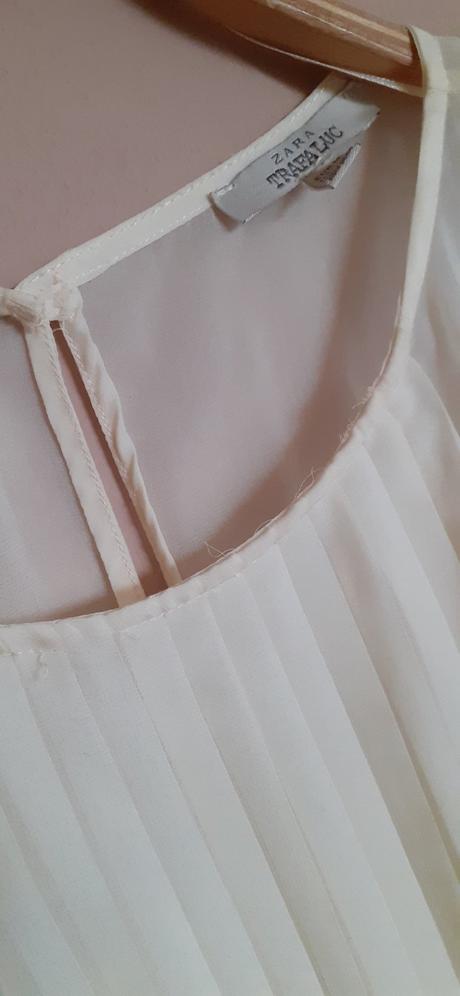 Plysované šaty na slávnostnú príležitosť, zara,m