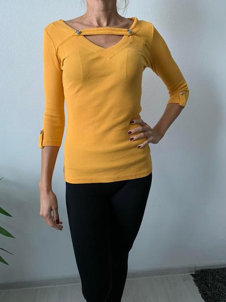 Žltý top, s