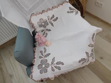 Obrusy bavlnené ručne vyšité, 