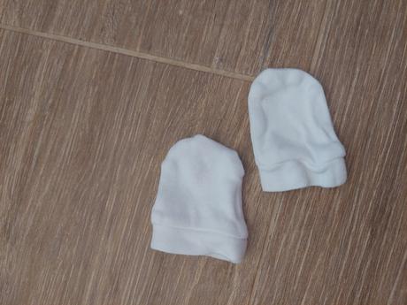 Rôzne rukavičky č.62, 62