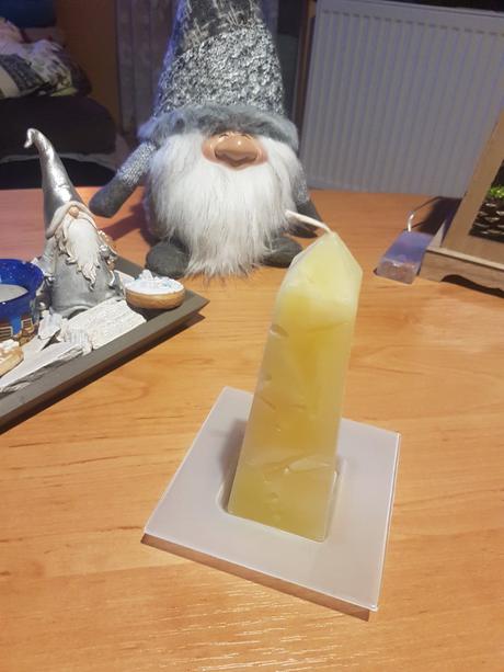 Sviečka s podnosom, 