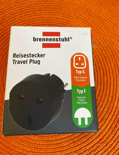 Cestovný adaptér z uk na európu,