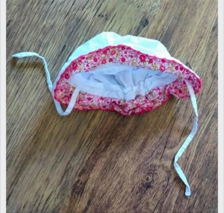 Klobúčik motýliky, 68