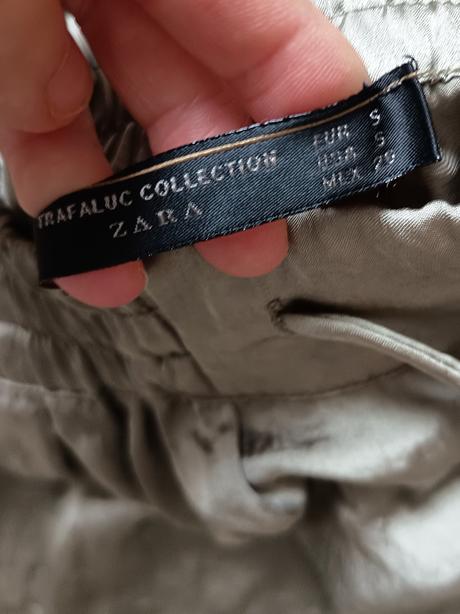 Štýlové lesklé nohavice zara, zara,s