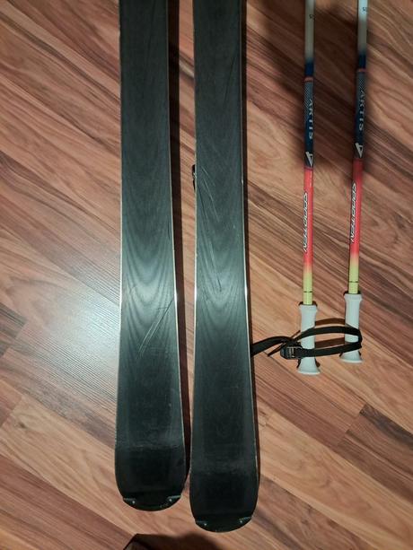 Lyže blizzard junior 130 cm s viazanim, palice, blizzard,130-139 cm