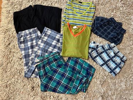 Balík pánskych pyžám, l