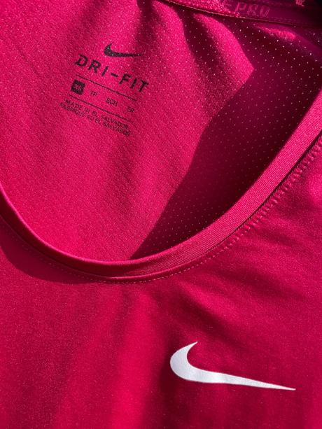 Nike pro tričko, nike,xs