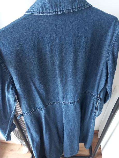 Rifľové midi šaty s výšivkou, m