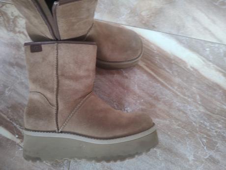 Ugg, ugg,38