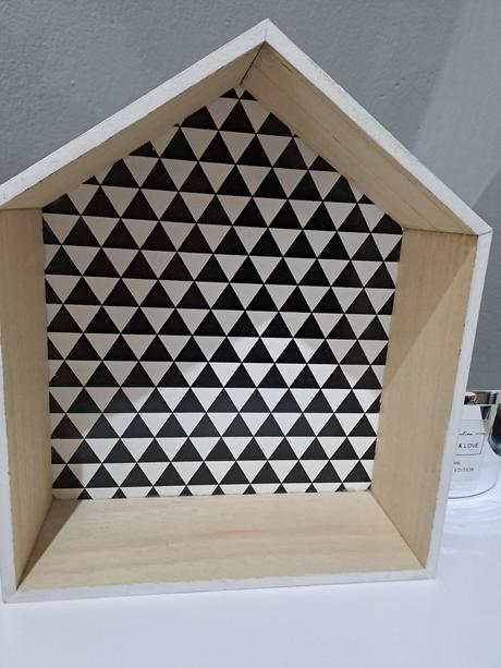 Drevený domček dekorácia,