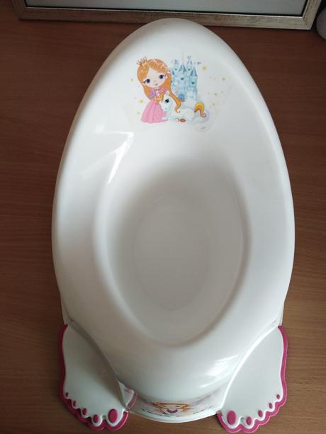 Nočník pre dievčatko, 