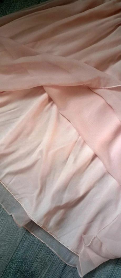 Letné, vzdušné šaty, m