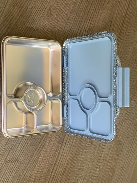 Lunchbox yumbox pret nepoužitý, 