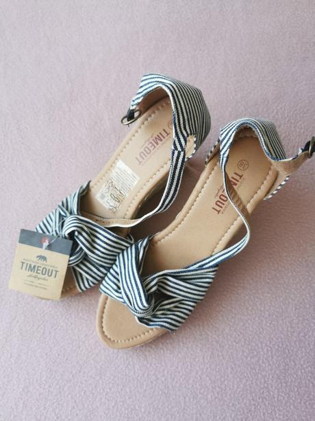 Sandalky, nenosene timeout, lee cooper,38