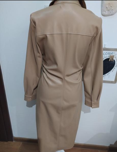 Koženkové šaty, orsay,38