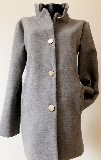 Damsky sivy kabat made in italy, m