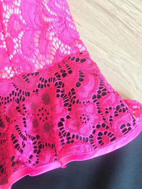 Dámske spoločenské šaty, l