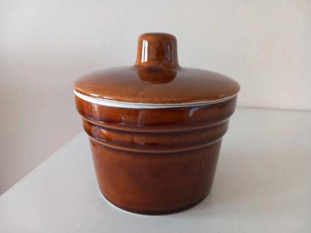 Stará keramická dóza s vekom 11,5x11,5 cm,