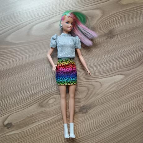 Barbie s doplnkami, výborný stav,