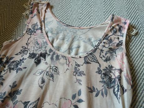 Romanticke šaty, xs