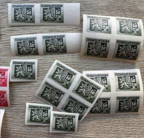 Zbierka známok československo lev v štíte,