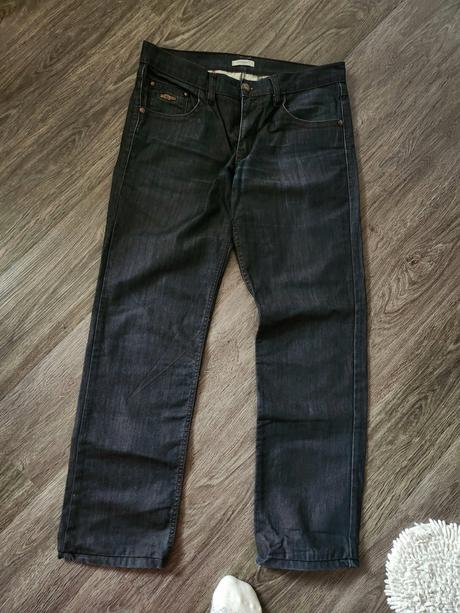 Pekne pánske rifle "burberry", 34