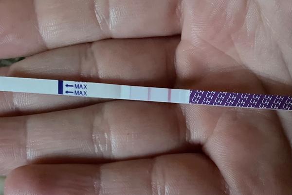 Je tento ovulačný test pozitívny?