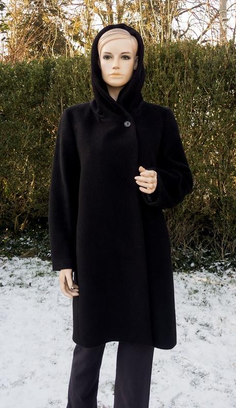 Teplý vlnený kabát s kapucňou, xl