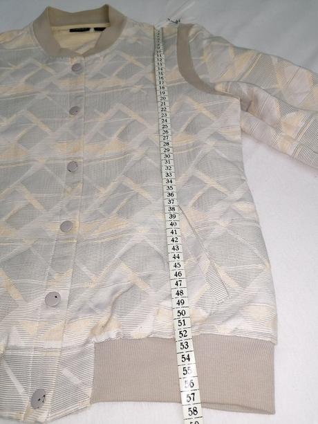 Nepodšitá bomber bundička, esmara,s