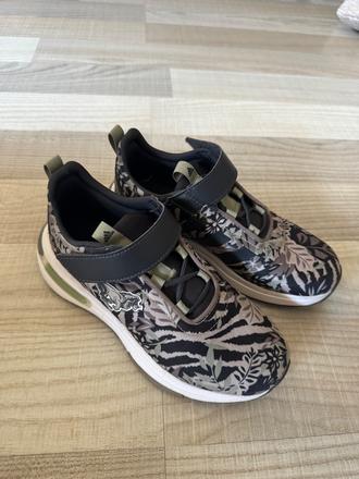 Tenisky adidas edicia levi kral, adidas,35