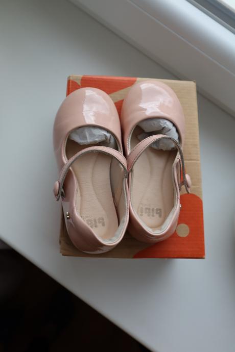 Dievčenské topánky, 27