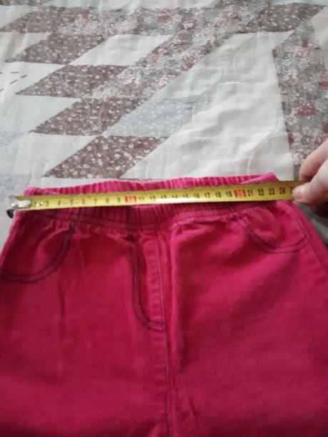 Syto ruzove uzke manchestraky, 122