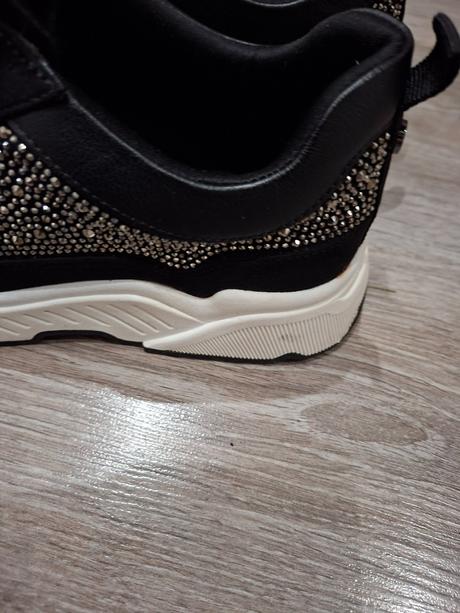 Cierne tenisky s kamienkami, 39